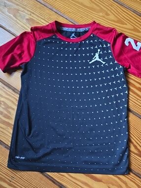 Jordan Black & Red Short Sleeve Athletic Tee with Jumpman Kids Medium